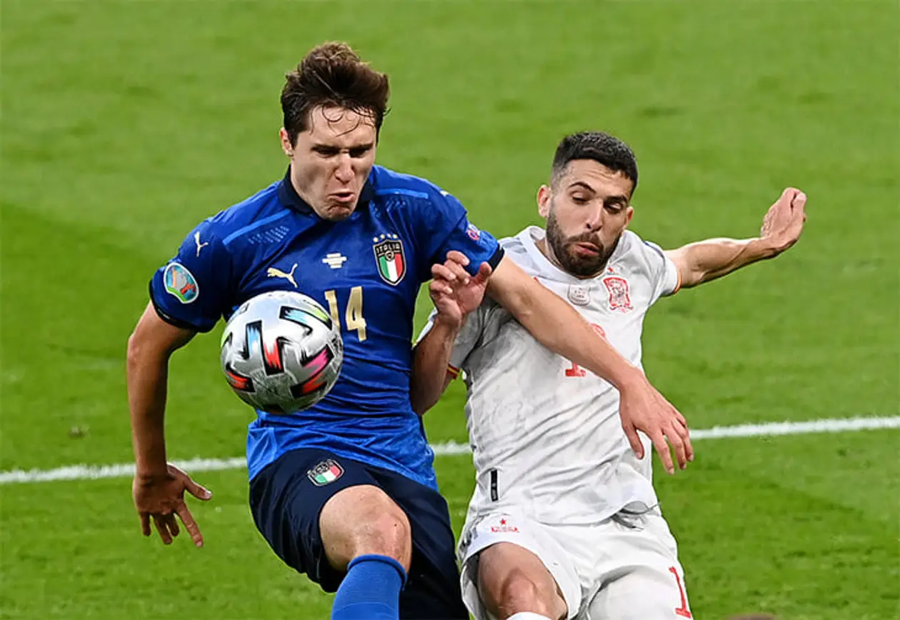 Италия в финале Евро! Вырвали в серии пенальти, хотя очень долго страдали без мяча