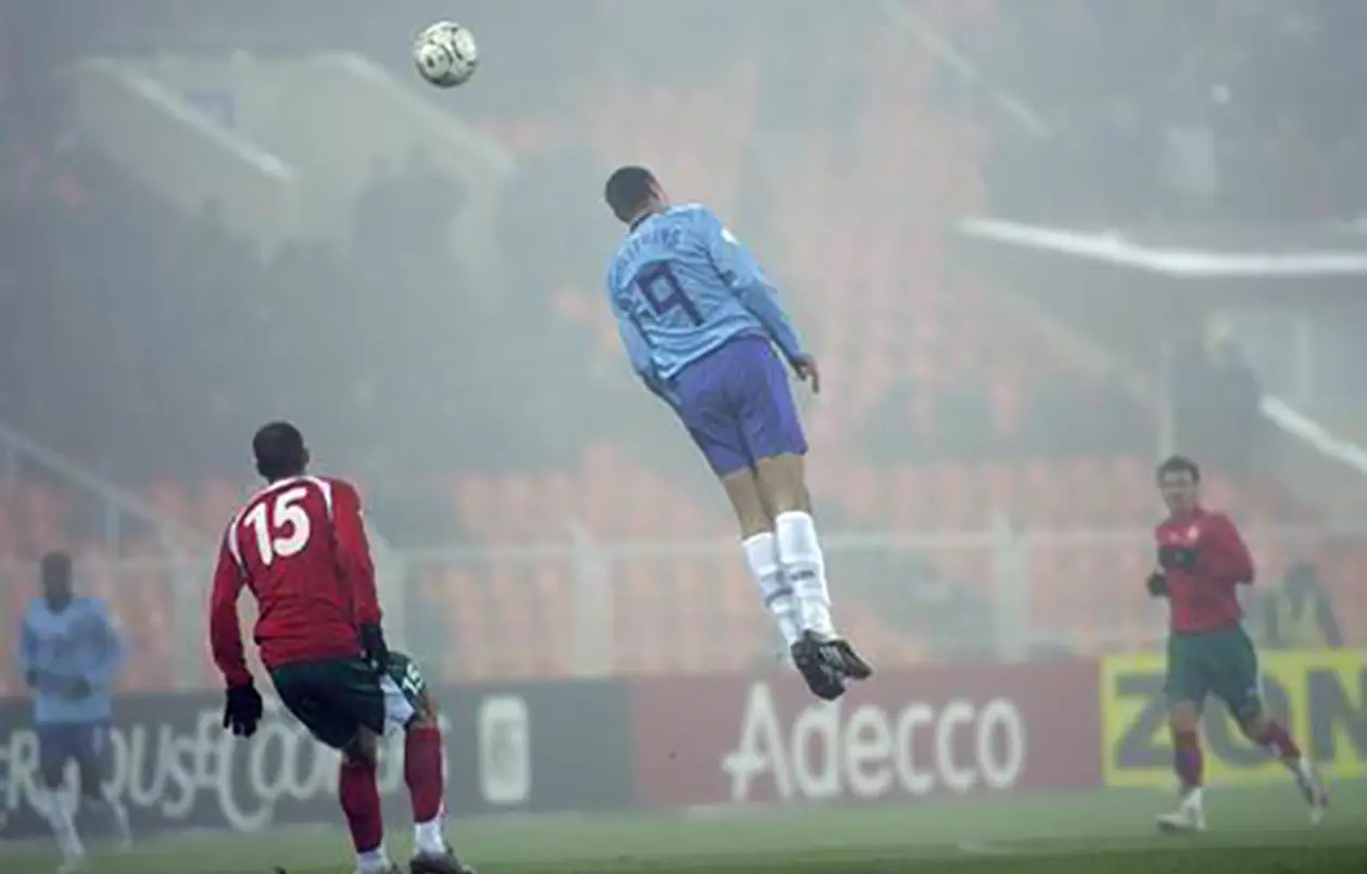 В истории сборной Беларуси уже была одна игра в большом тумане. Тогда все закончилось хорошо