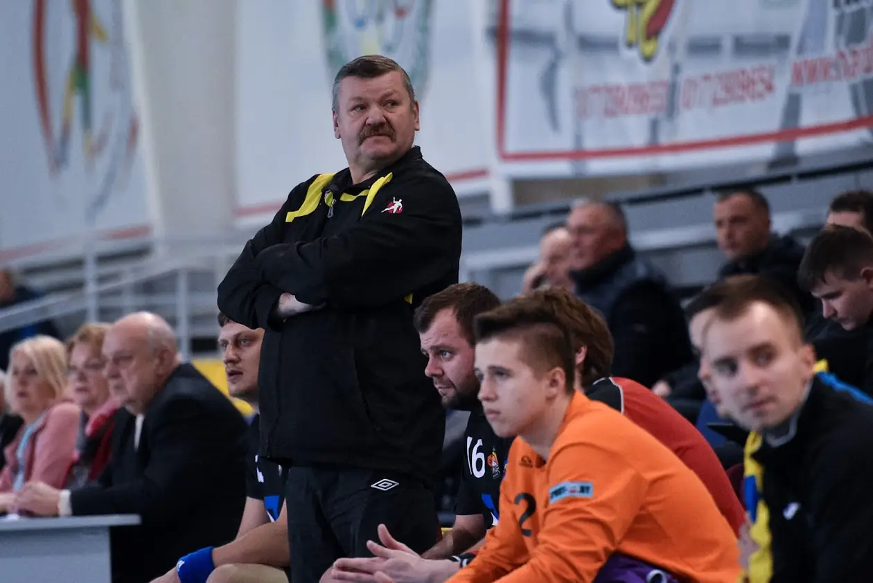 Белорусский гандболист не попал в РГУОР, но дебютировал в высшей лиге в 17 лет