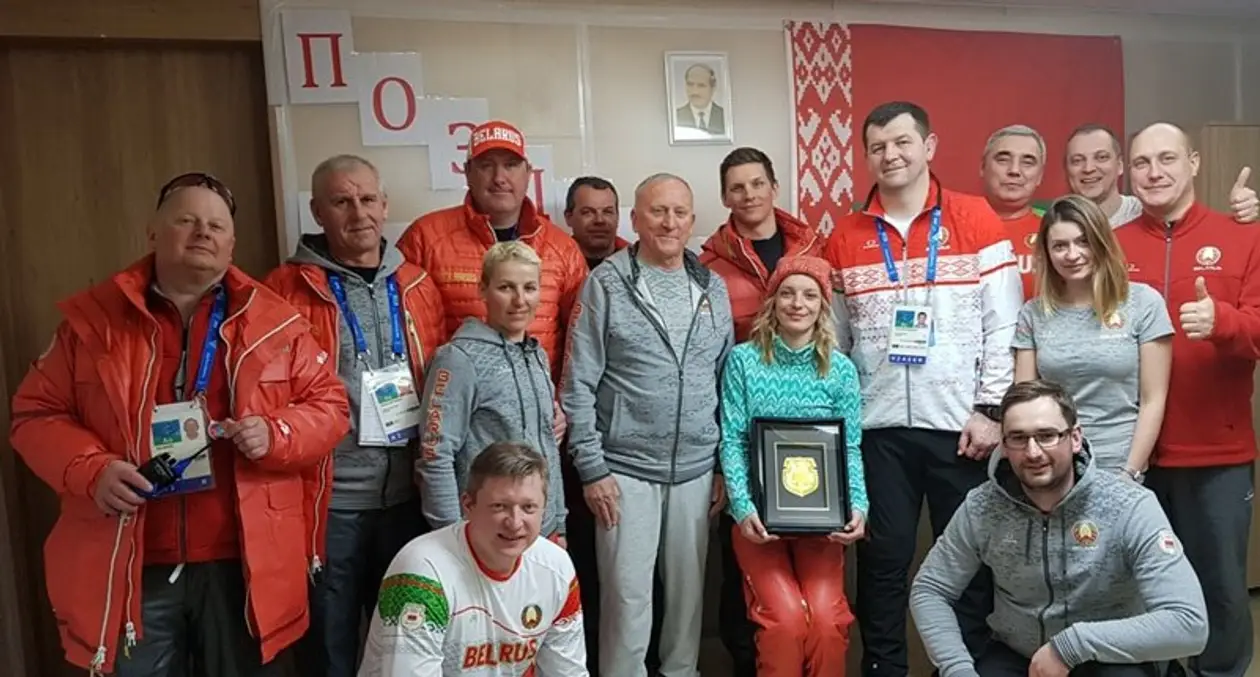 Как белорусская делегация чествовала Гуськову в Олимпийской деревне