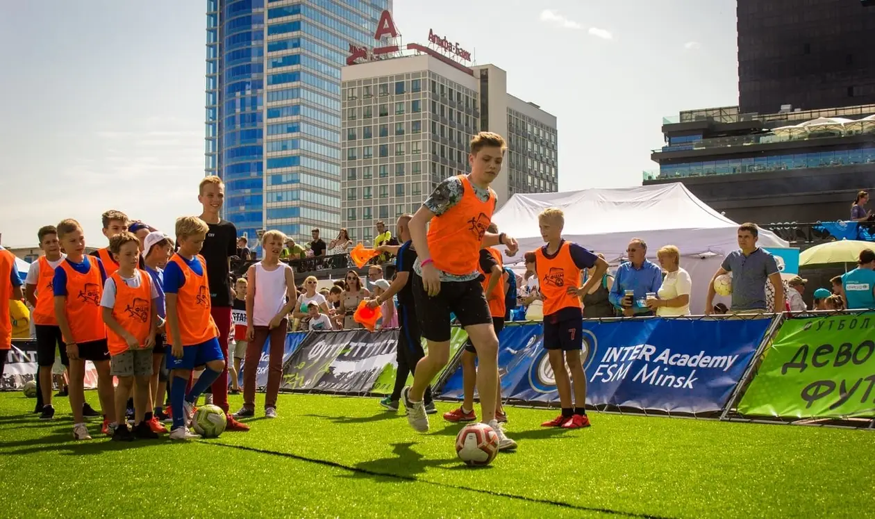 Академия «Интера» на выходных проведет большой футбольный праздник в Минске – с конкурсами и мастер-классами от Ходасевича