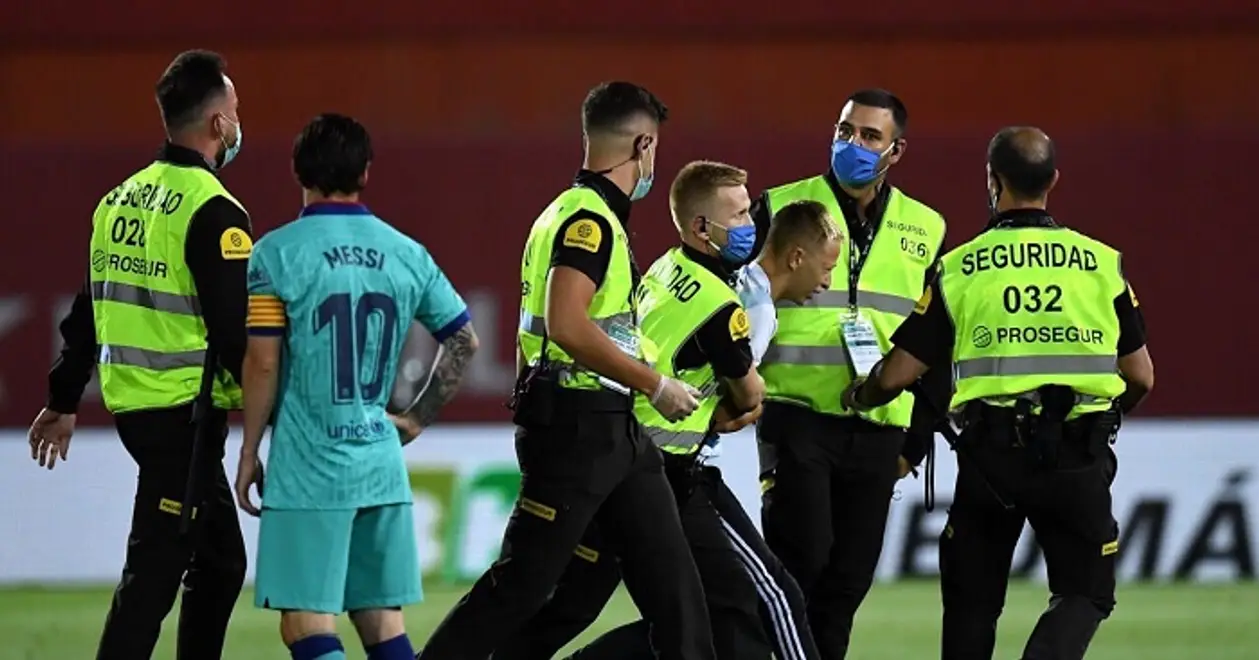 В Испании играют без зрителей – но к «Барселоне» на поле выбежал фанат Месси