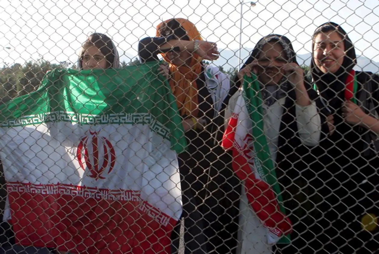 Возможно, иранских женщин скоро начнут пускать на футбол. Впервые с 1979-го