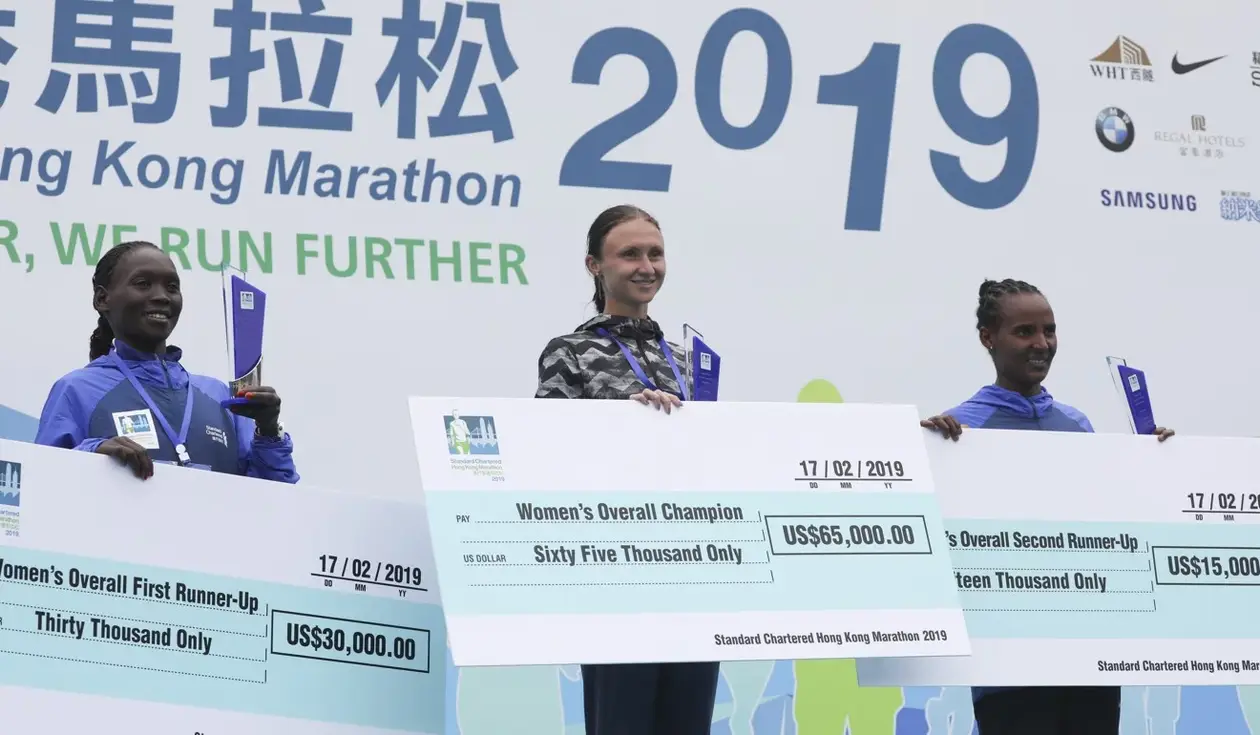 Мазуренок установила рекорд на марафоне в Гонконге и неплохо заработала