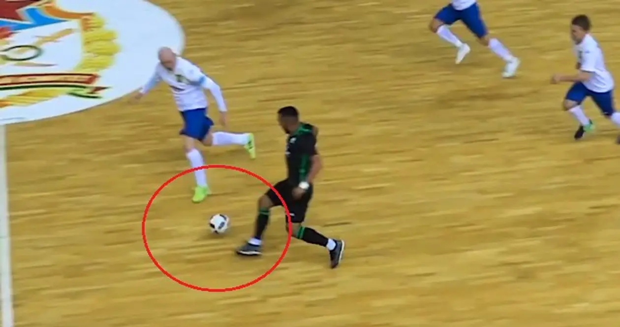Бразилец из «Столицы» прокинул мяч между ног сопернику