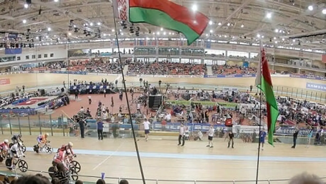 ЧЕ по велотреку – последний большой турнир года, оставленный Беларуси: перенос упрямо отвергают, хотя есть три альтернативы (даже с возмещением расходов)