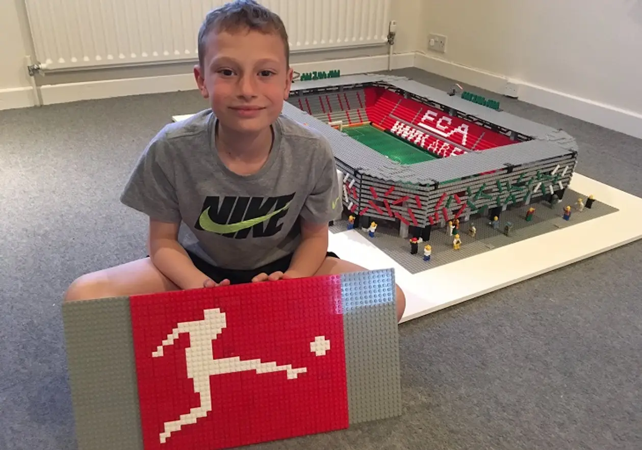 12-летний английский пацан собирает немецкие стадионы из Lego – без чертежей, просто по фото! Показываем всю коллекцию