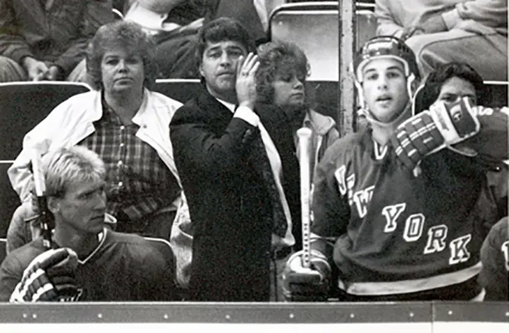 «Покуда у меня есть дырка в жопе, хрена лысого я пущу русских к себе на арену!». Что творилось в НХЛ 80-х