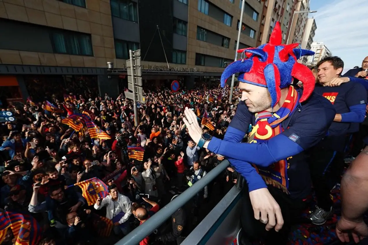 Чемпионский парад «Барселоны». Последний для Иньесты