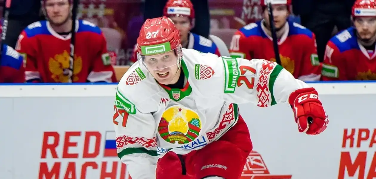 Беларусь, не сыграв на хоккейном ЧМ, упала в мировом рейтинге – а Россия поднялась! Как это получилось?