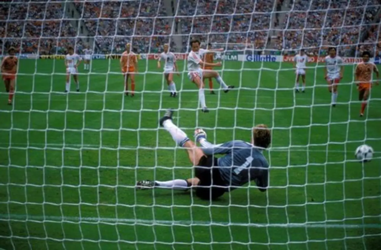 Как Беланов не догнал «Золотой мяч» в финале Евро-1988