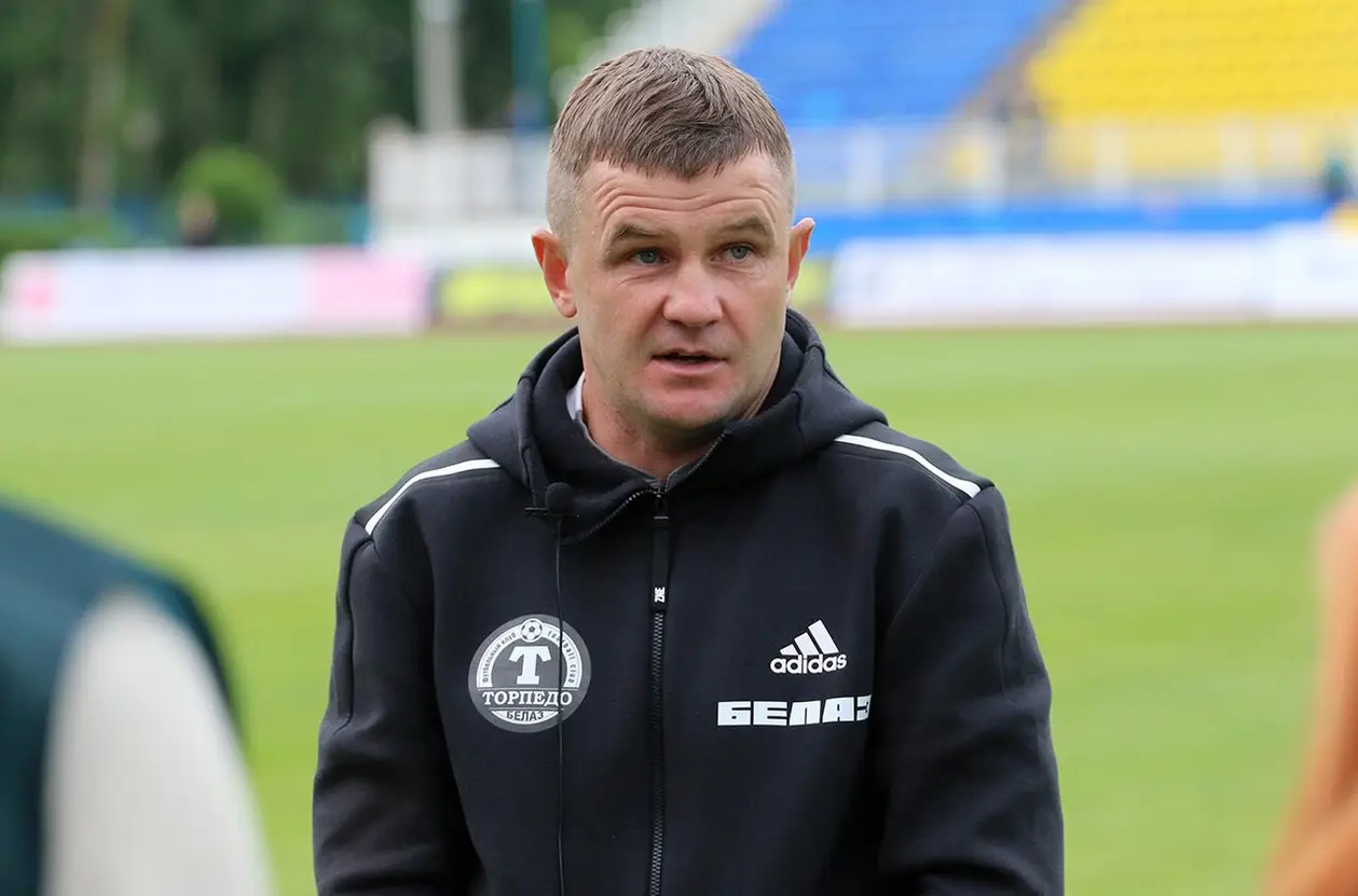 Тренер «Торпедо-БелАЗ» Молош пошел в отбор и получил желтую карточку. Нет, он не выходил на поле в качестве игрока