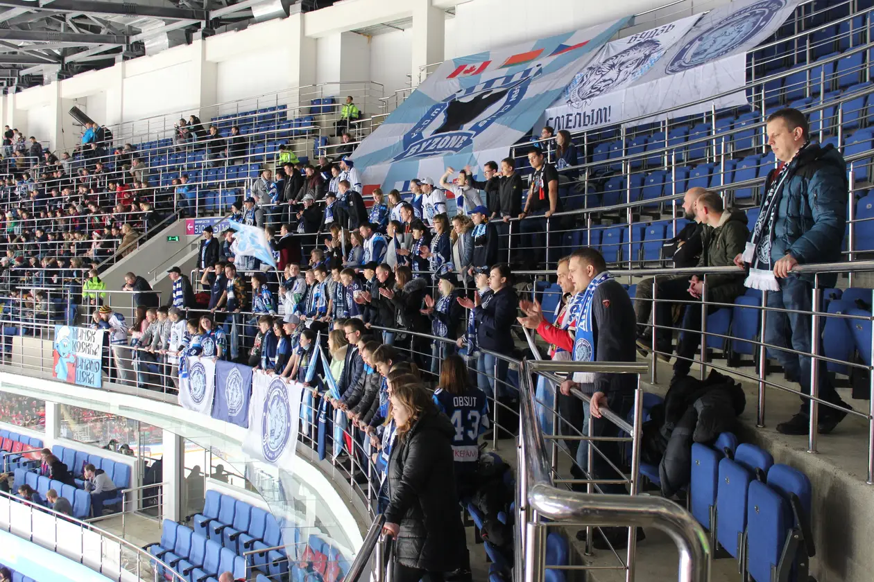 Как сотня белорусов поддерживала минское «Динамо» на игре с ЦСКА. Жаль, не помогло