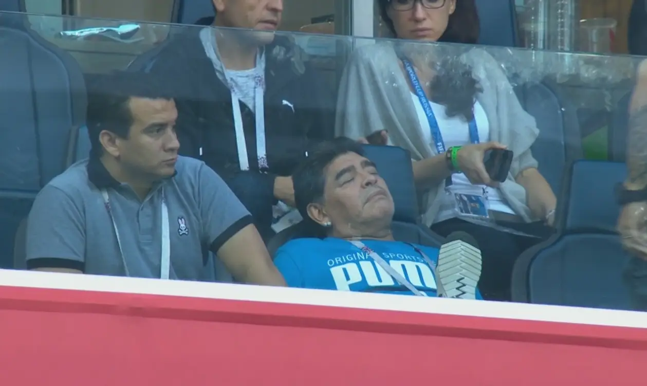 Марадона отжег на матче Аргентины. В итоге его забрала скорая