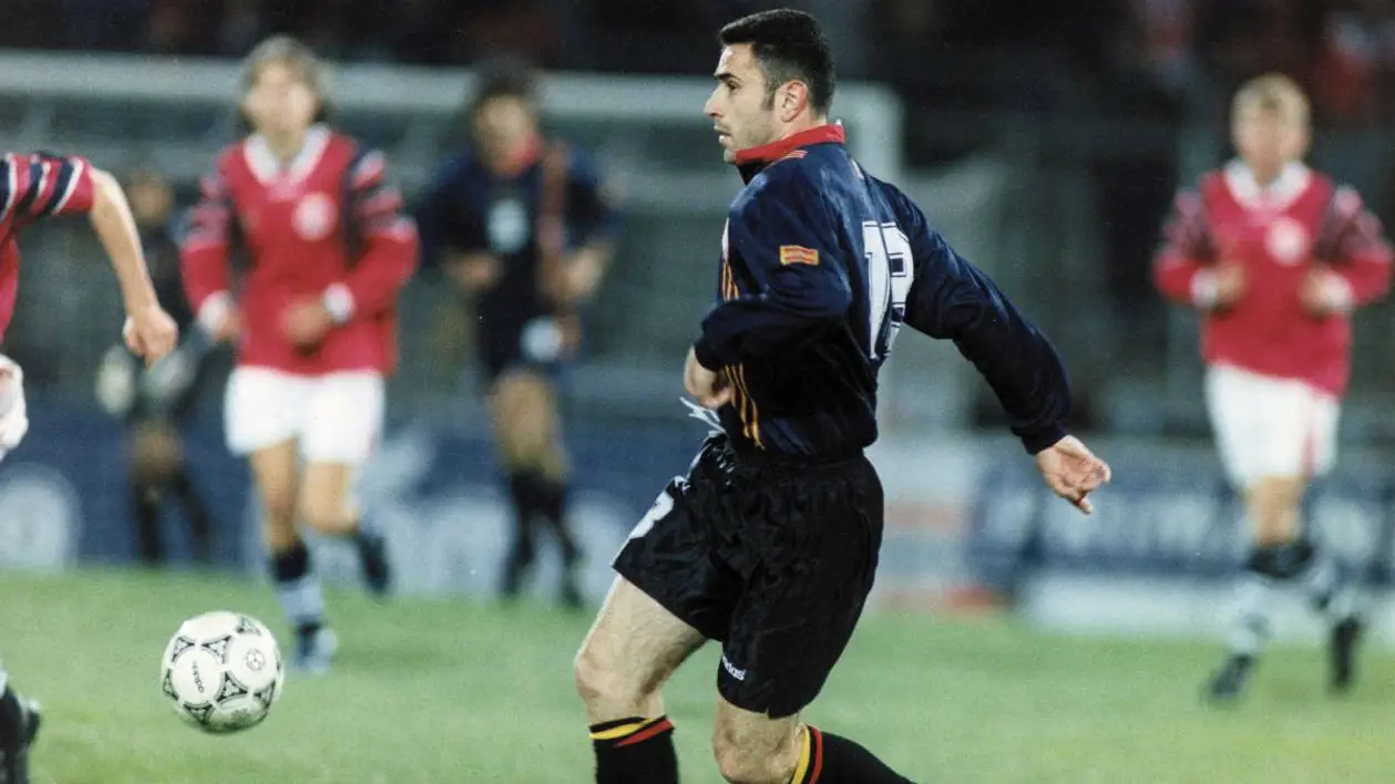 В 96-м в атаке сборной Испании играл вратарь! Это был дебют Хосе Молины