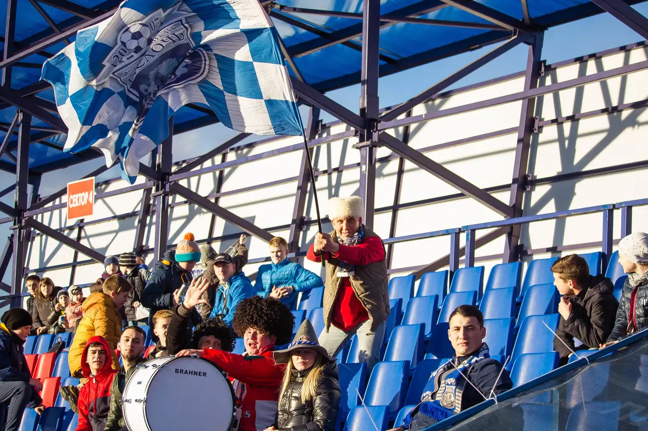 Почему на белорусских стадионах продолжают занижать количество болельщиков