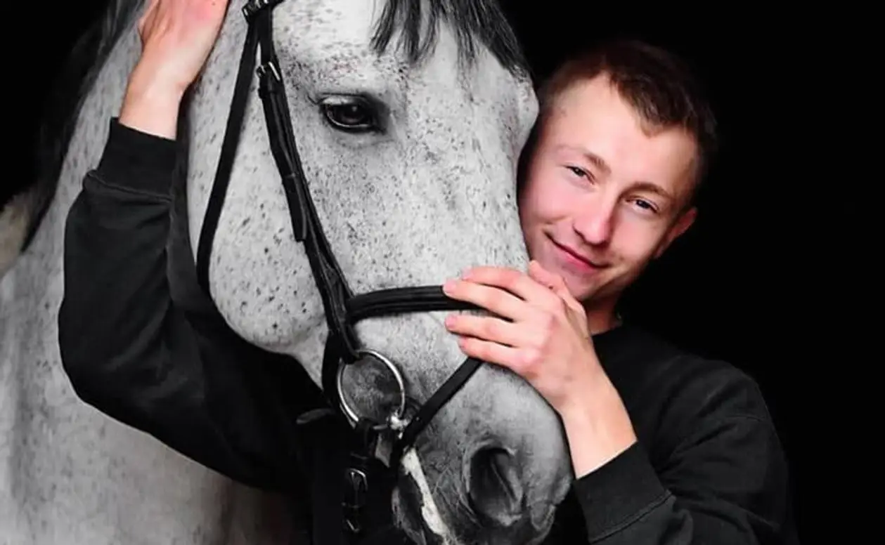 Белорус из конного спорта попал в жуткую историю: лошадь раздробила череп и челюсть, пришлось удалить глаз