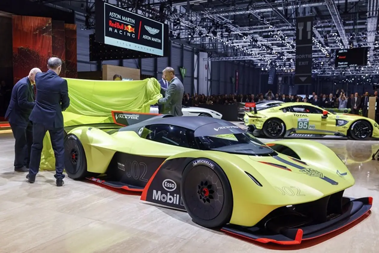 На автосалоне в Женеве представили гоночные машины будущего