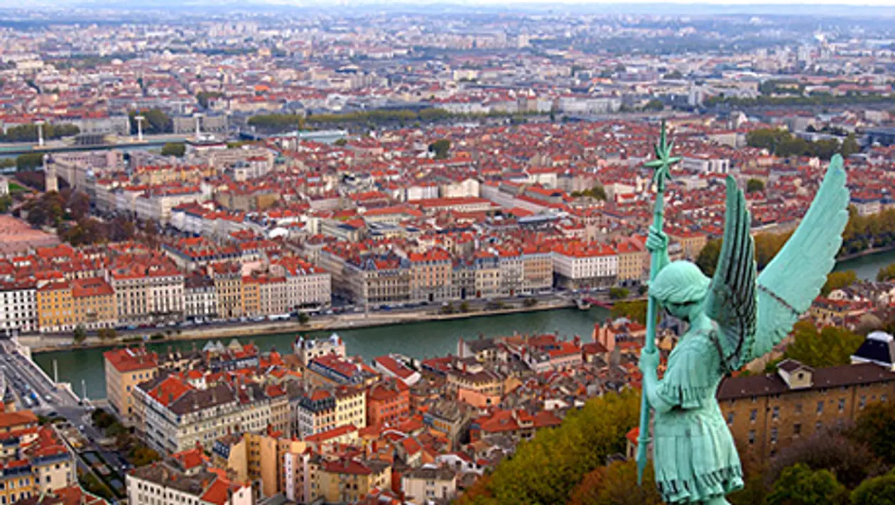 10 городов Евро-2016, в которых нужно хотя бы раз побывать. Лион