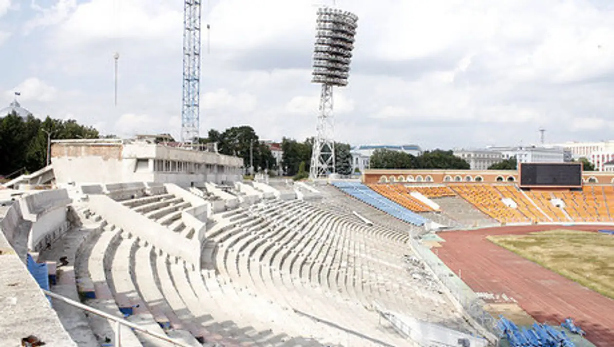«В конце 2014-го мы должны стадион сдать». Как «Динамо» реконструируют на словах