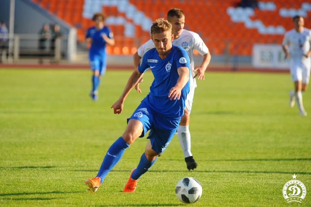 Парень на «Инфинити» завязал со спортом. А как идут карьеры у сыновей других известных в Беларуси футболистов?