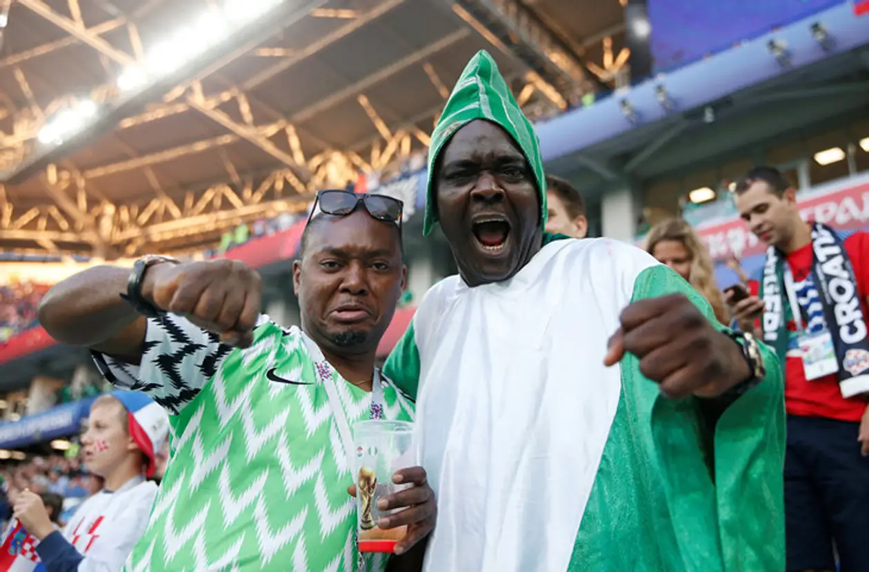 Говорят, нигерийцы хотели пронести на стадион куриц удачи. Неужели это правда?