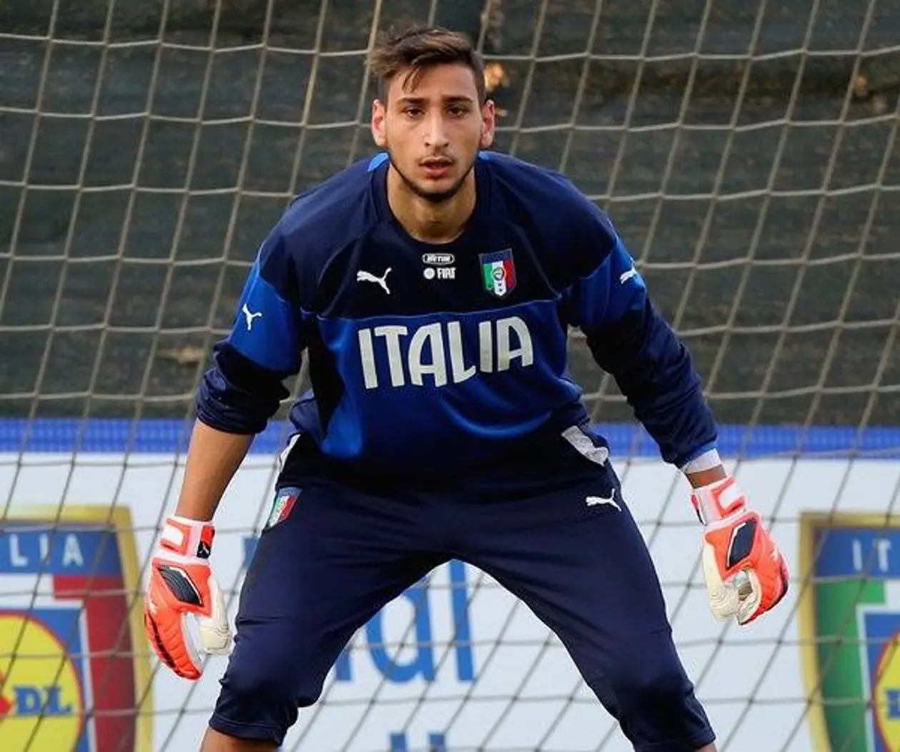 Доннарумма стал самым молодым игроком в истории сборной Италии (U-21)