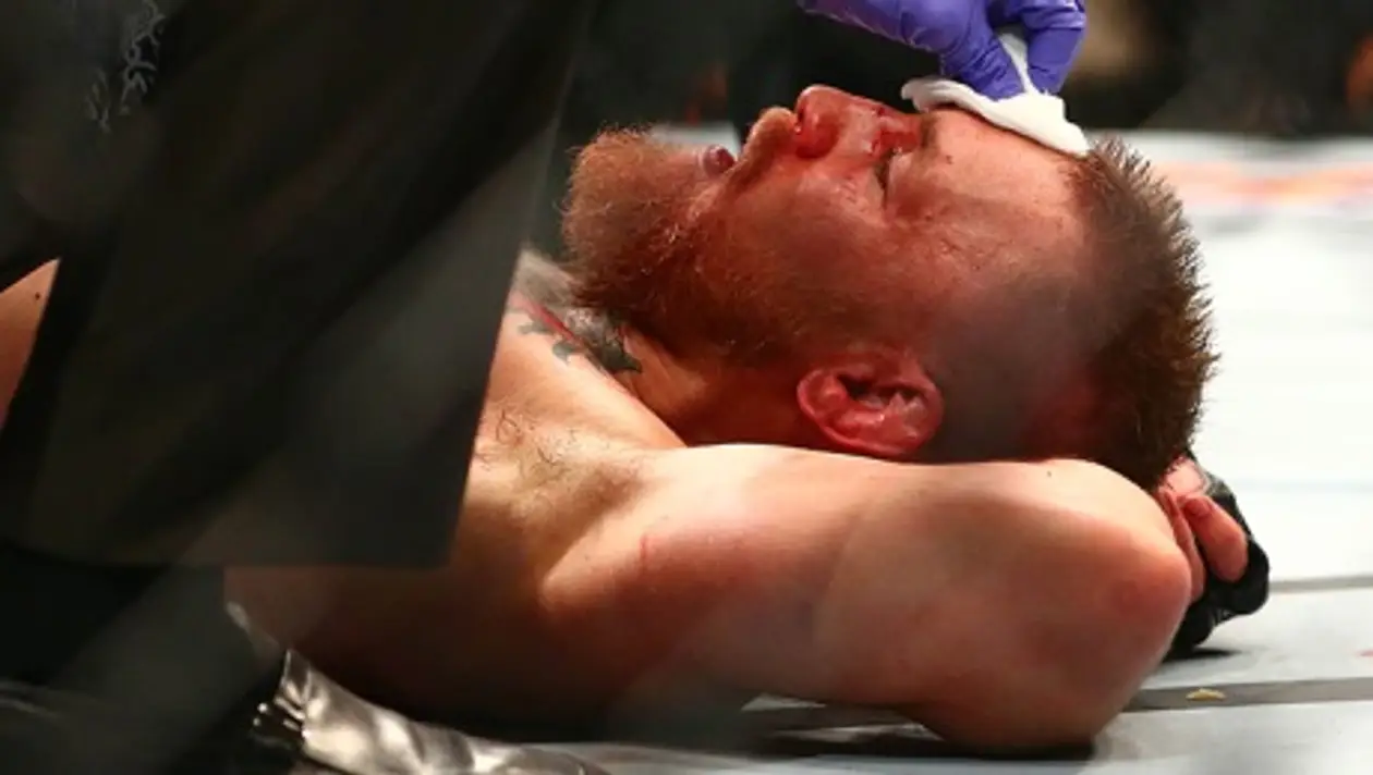 Первое поражение Конора МакГрегора в UFC