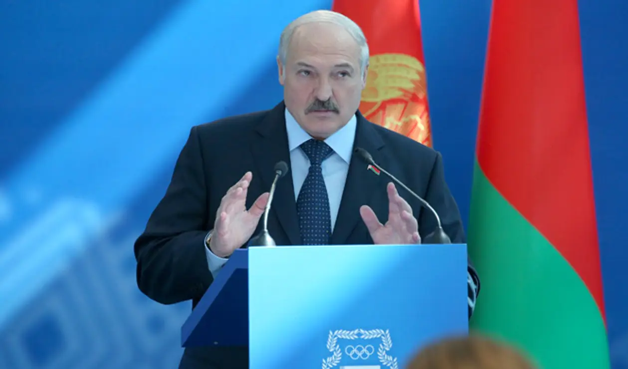 Лукашенко и белорусский спорт ходят по кругу: 6 проблем, которые нам не дано решить