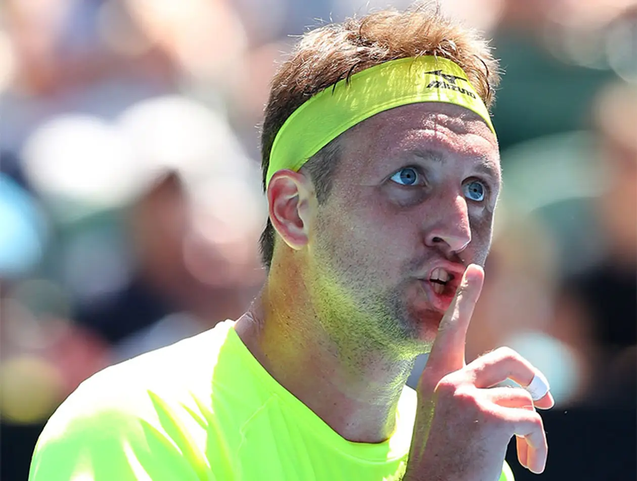 Четвертьфиналиста Australian Open обвиняют в расизме и гомофобии. Из-за твиттера