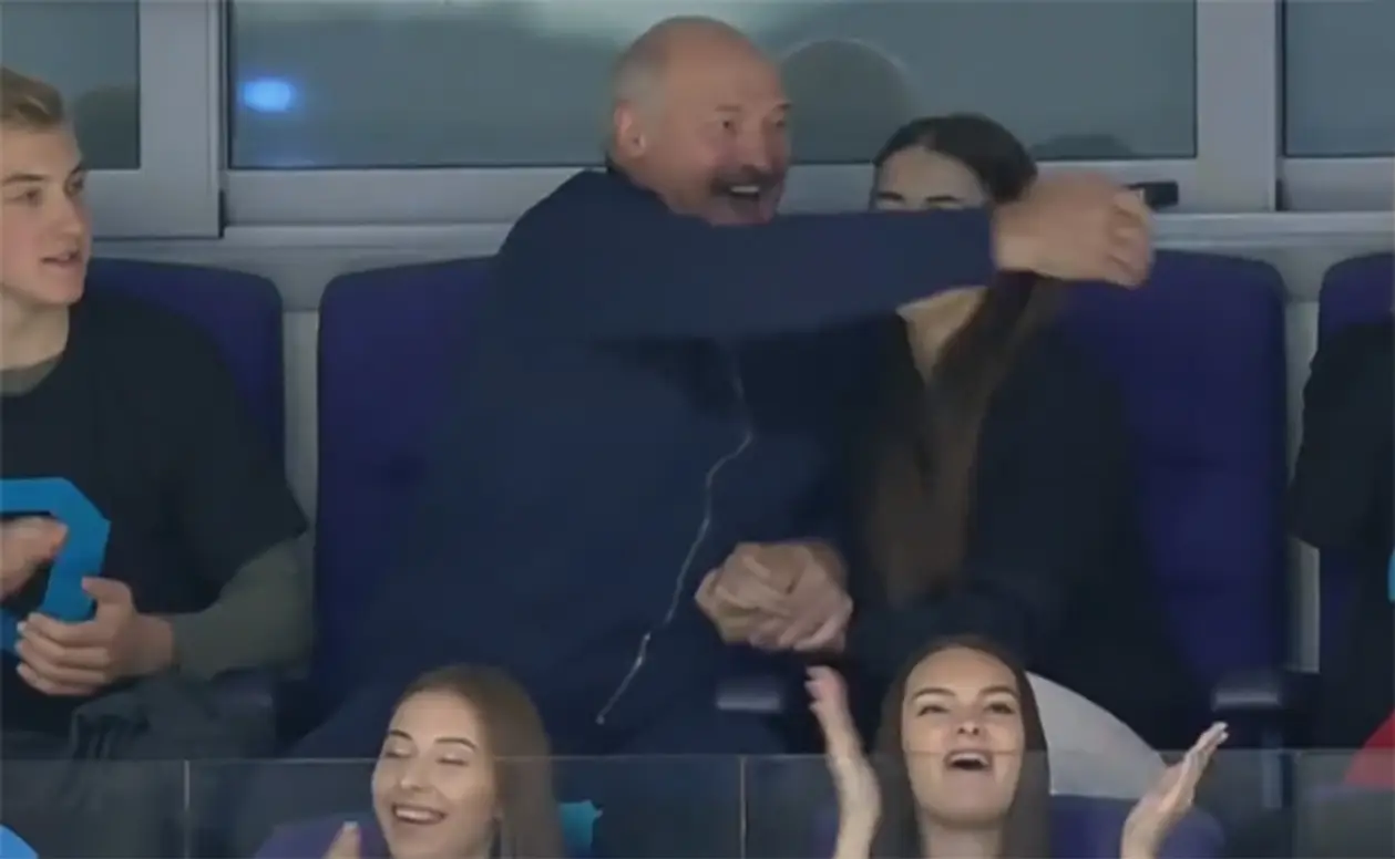 «Динамо» забросило первую шайбу в сезоне — Лукашенко эмоционально отпраздновал с Мисс Беларусь
