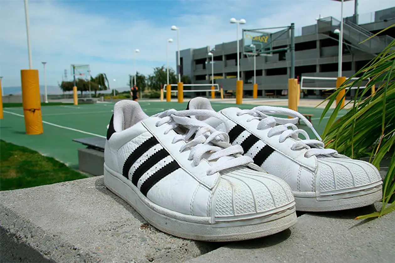 Superstar – самые успешные кроссовки adidas. Их создали, чтобы отжать у Converse НБА 