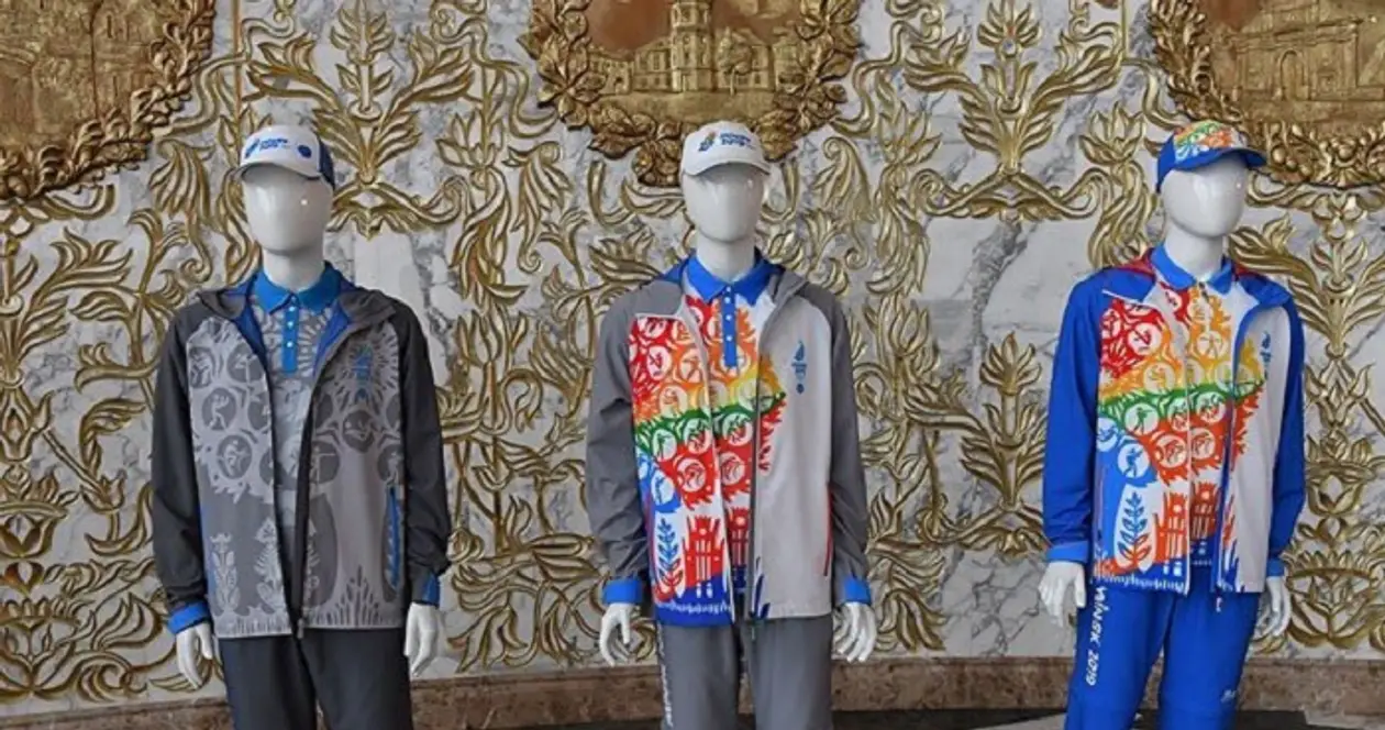 Одежда волонтеров ЕИ может стоить по 1000 рублей за комплект. Не много ли?