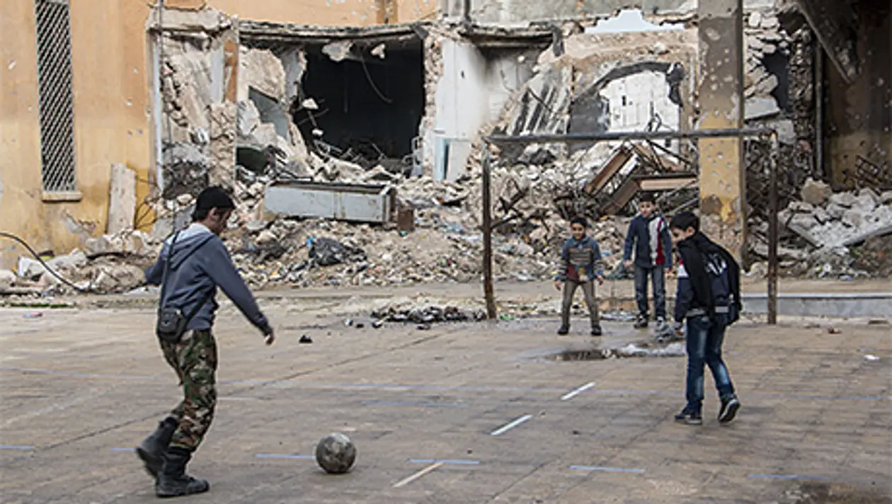 «Стадионы бомбили, спортсменов убивали». Футбол в Сирии – среди войны и терроризма