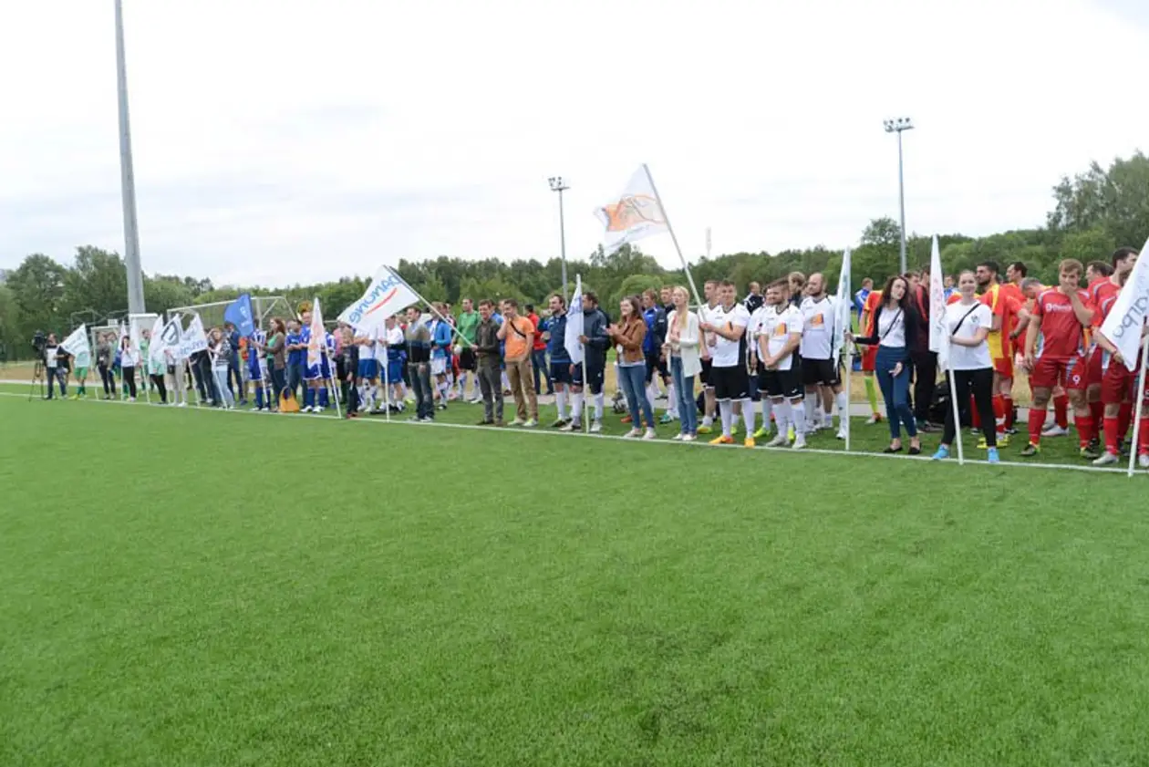 Открытие корпоративного турнира по мини-футболу «Кубок бизнеса по футболу» прошло в Минске