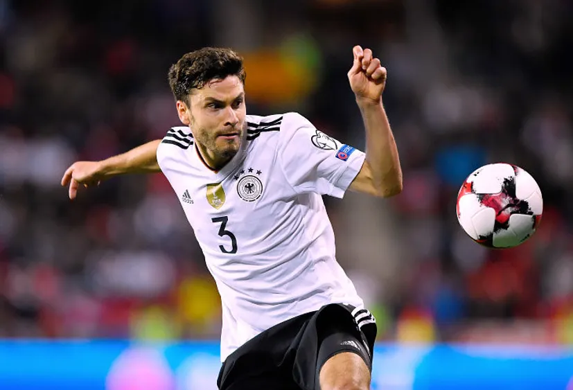 Основной защитник сборной Германии играет во второй бундеслиге. Просто очень любит «Кельн»
