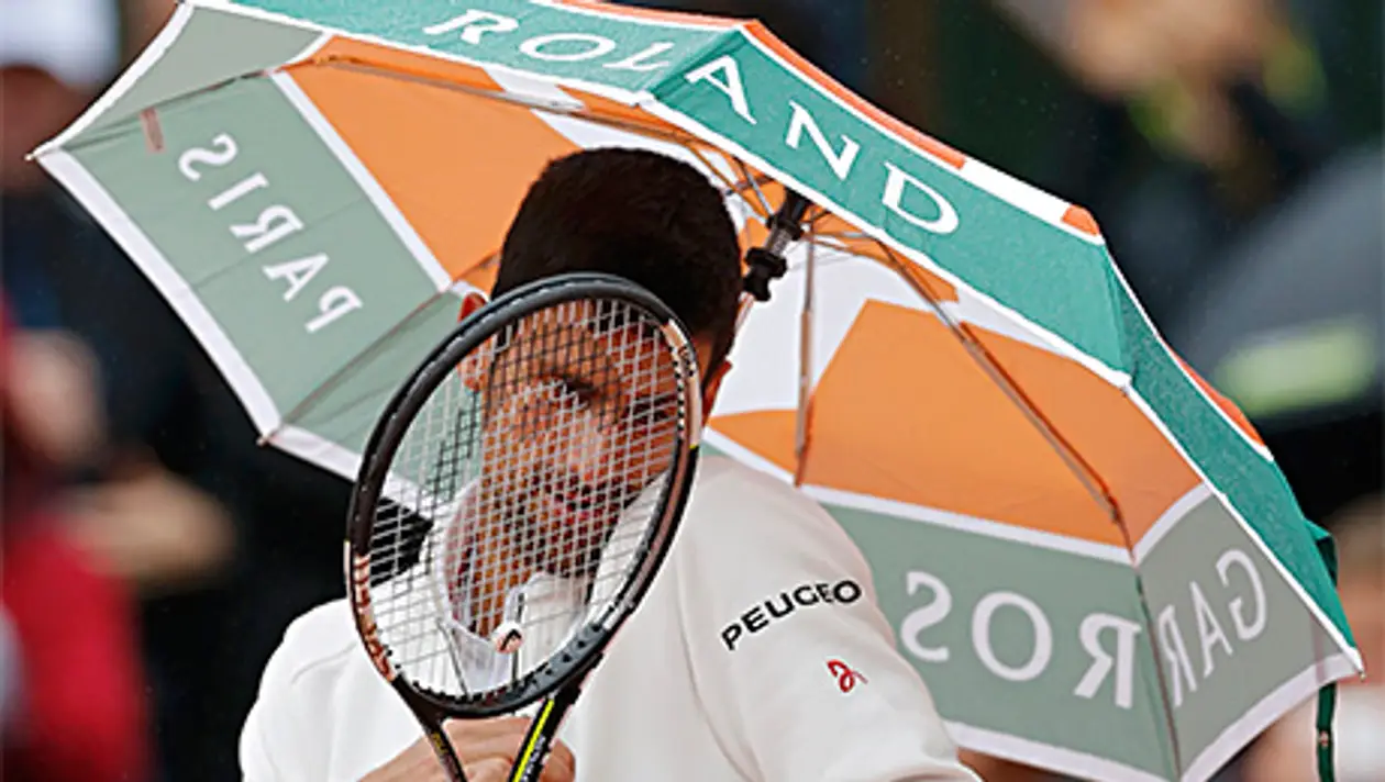«Федерер явно знал что делал». «Ролан Гаррос» смыло дождем