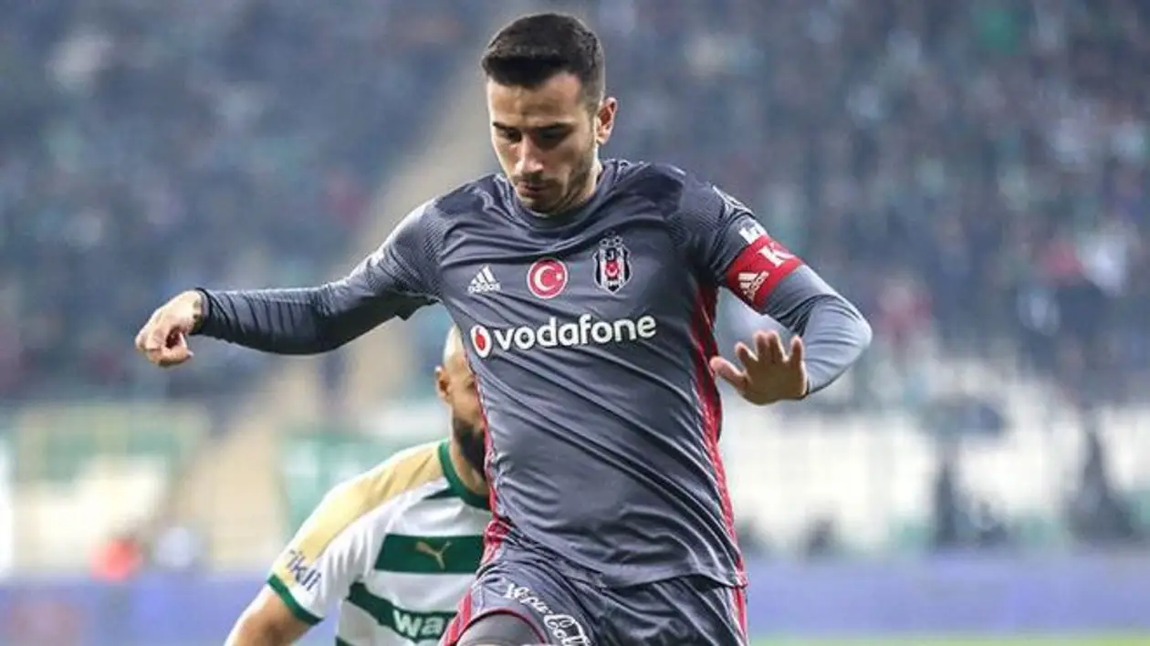 «Милан» и «Лацио» претендует на турецкого полузащитника Озьякупа