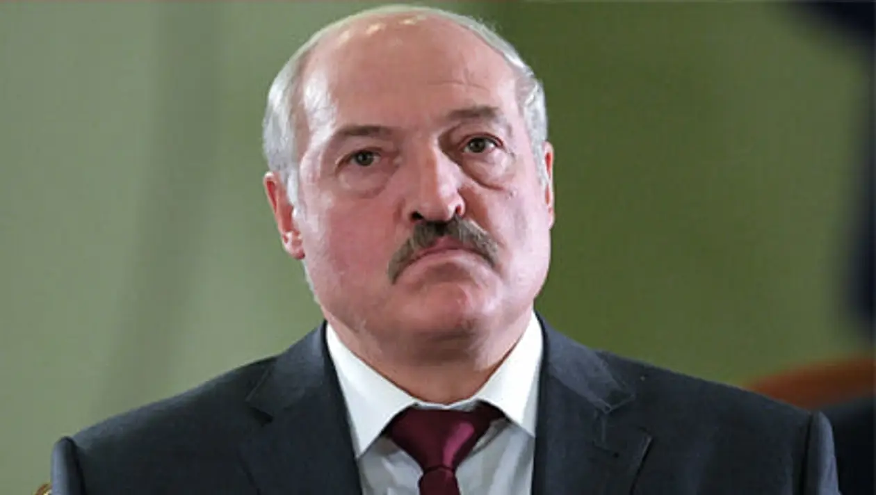 Лукашенко на ВНС заклеймил частников, но перепало и «спортсменам обиженным» – так мы вспомнили о «телках на заднем»