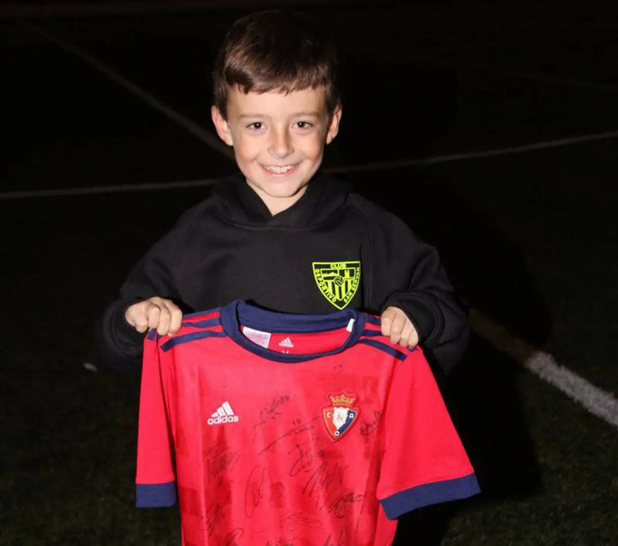 Самому молодому тренеру Испании 9 лет – он лечится от генетической болезни. Почитайте его трогательную историю