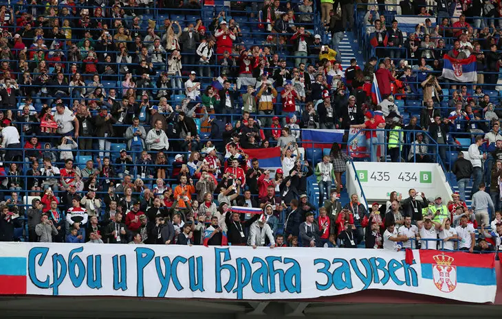 После матча Сербия – Швейцария все обсуждают жесты про Албанию