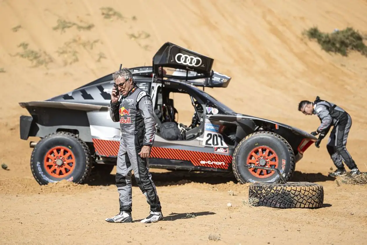 Дакар-2023: драма для Audi і інтрыга ў грузавой катэгорыі на шостым этапе
