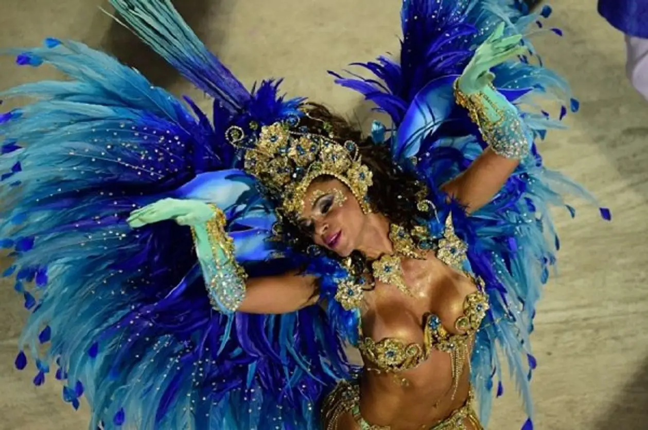Бразильский карнавал на берегах Двины