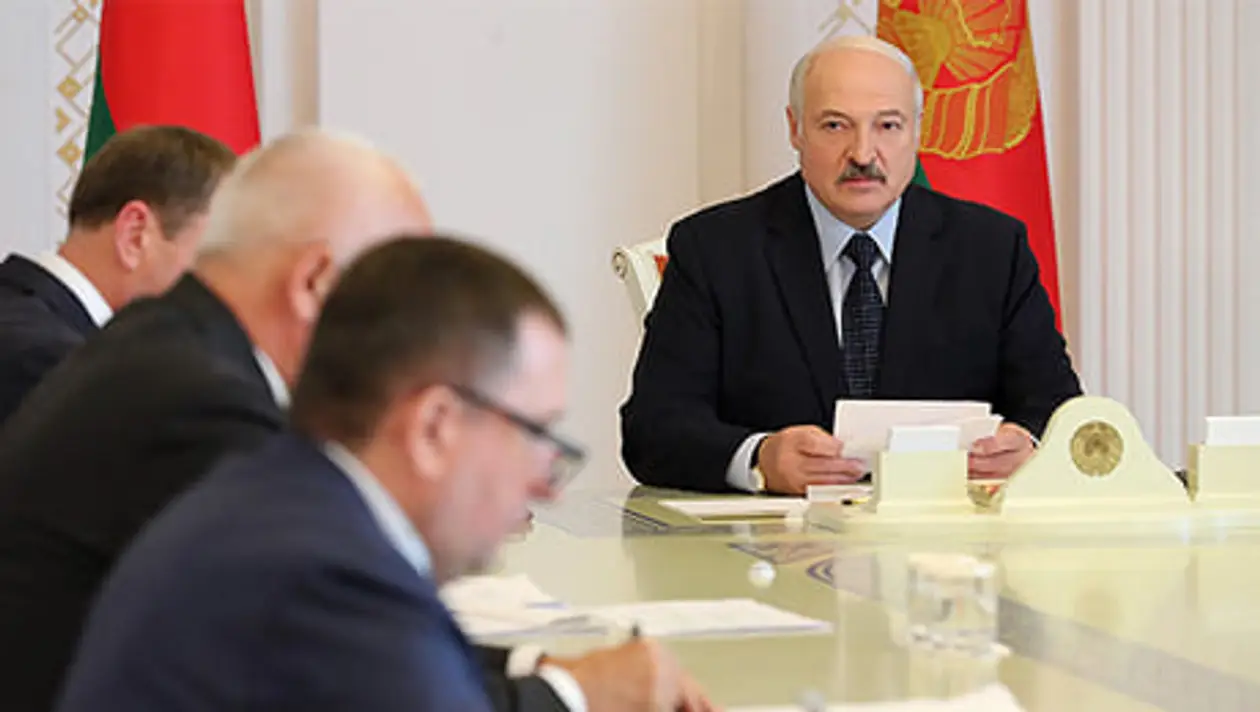 Слова, которых мы ждали от Лукашенко очень давно: государство без чисто футбольного стадиона – не государство