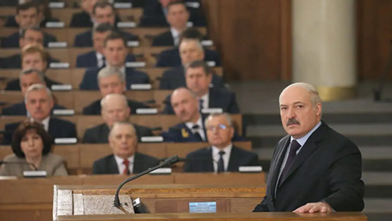 «Это позорище!» Лукашенко снова в пух и прах разнес белорусский спорт