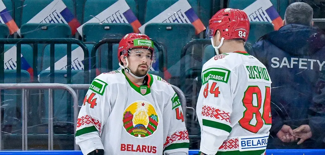 «Белоруссия» без тренера проиграла всем россиянам (даже из Д2), обидела судью, играла без кипера в овертайме – и это зовется «хороший хоккей»