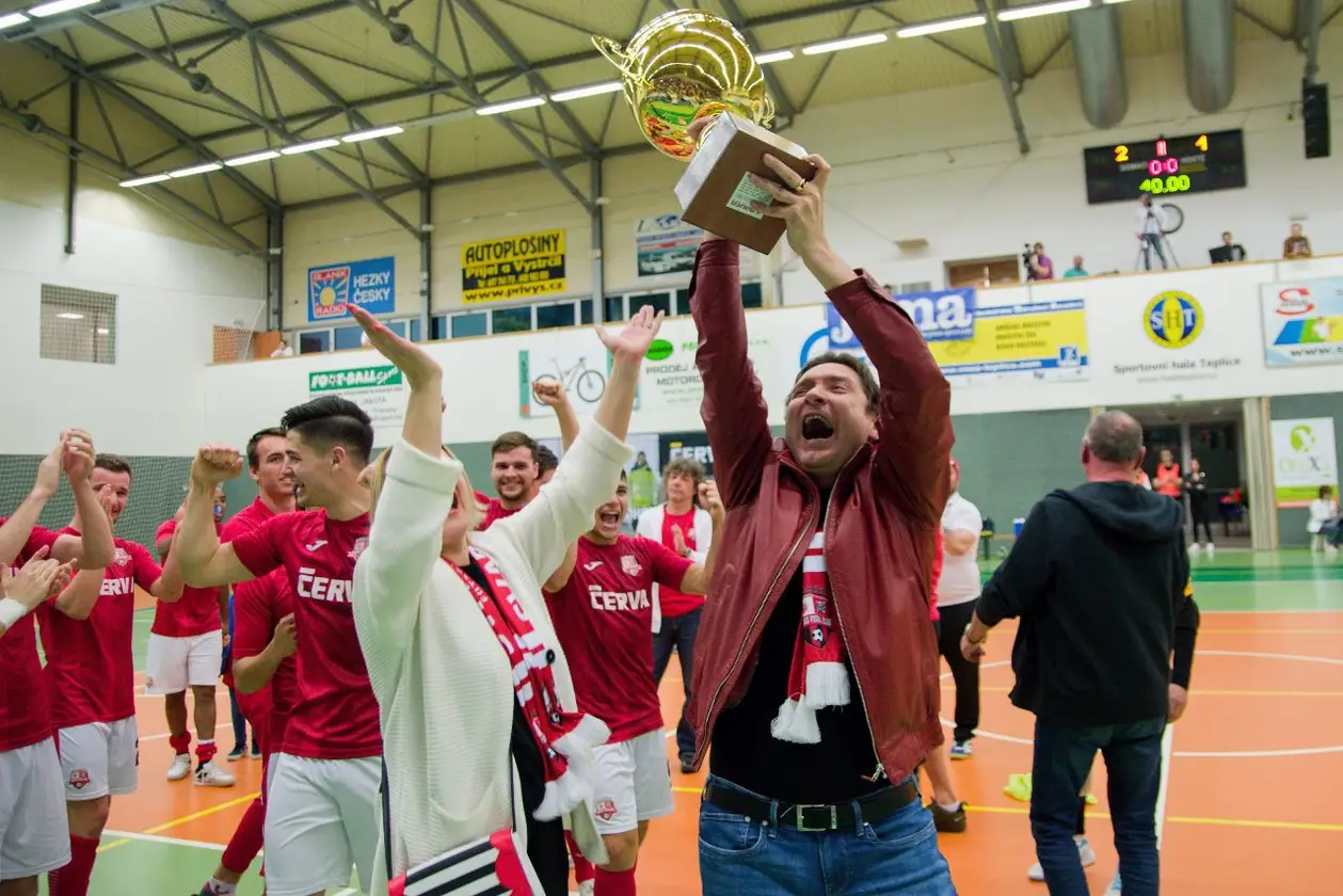 Солигорчанин создал в Чехии мини-футбольный клуб и уже близок к первому чемпионству